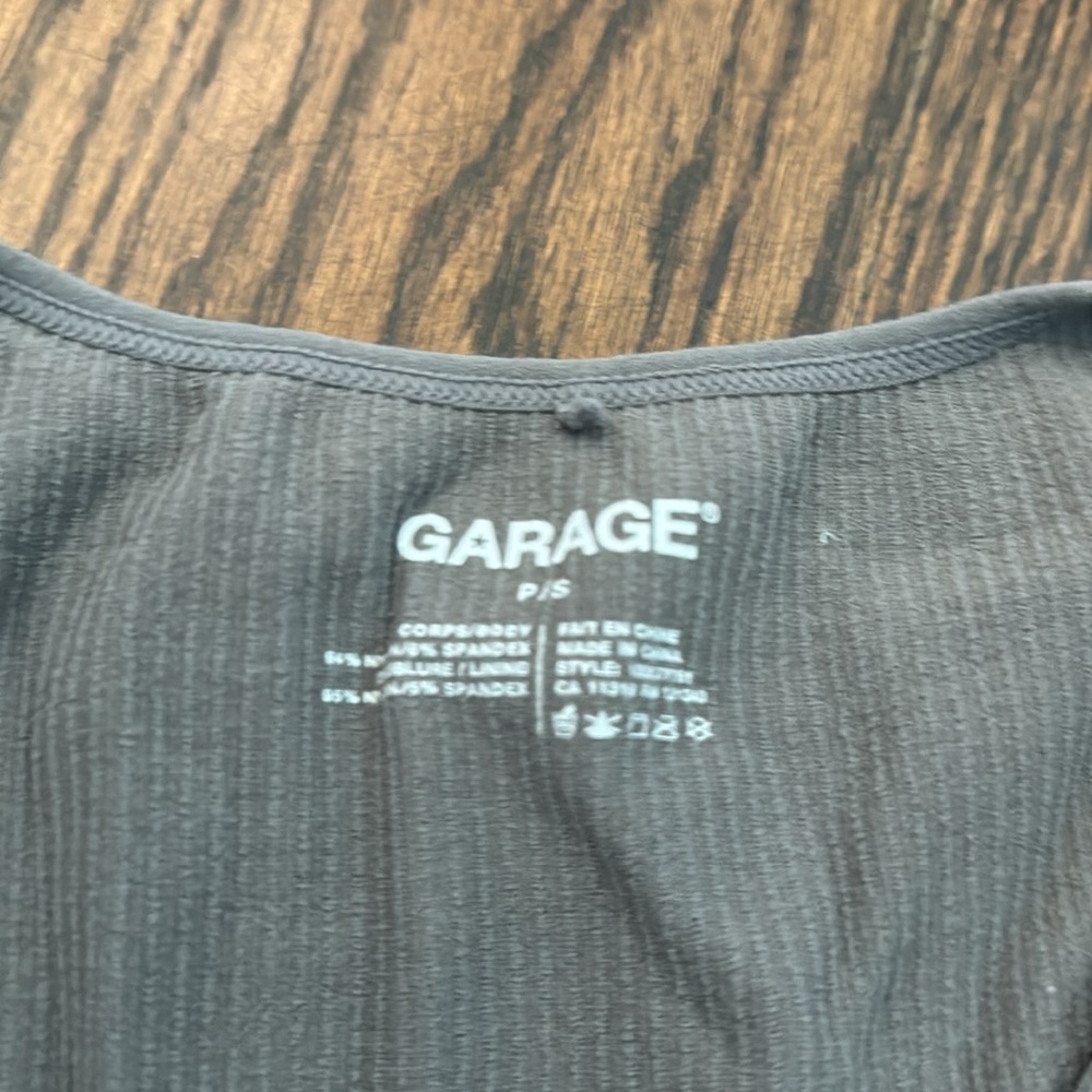 Garage top - Picture 2 of 2